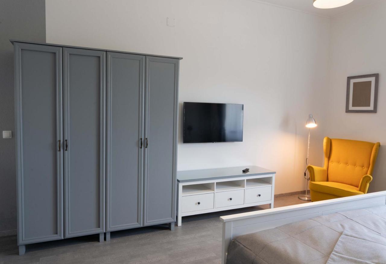 Kunfoglalás Apartmanház Kisujszallas Esterno foto